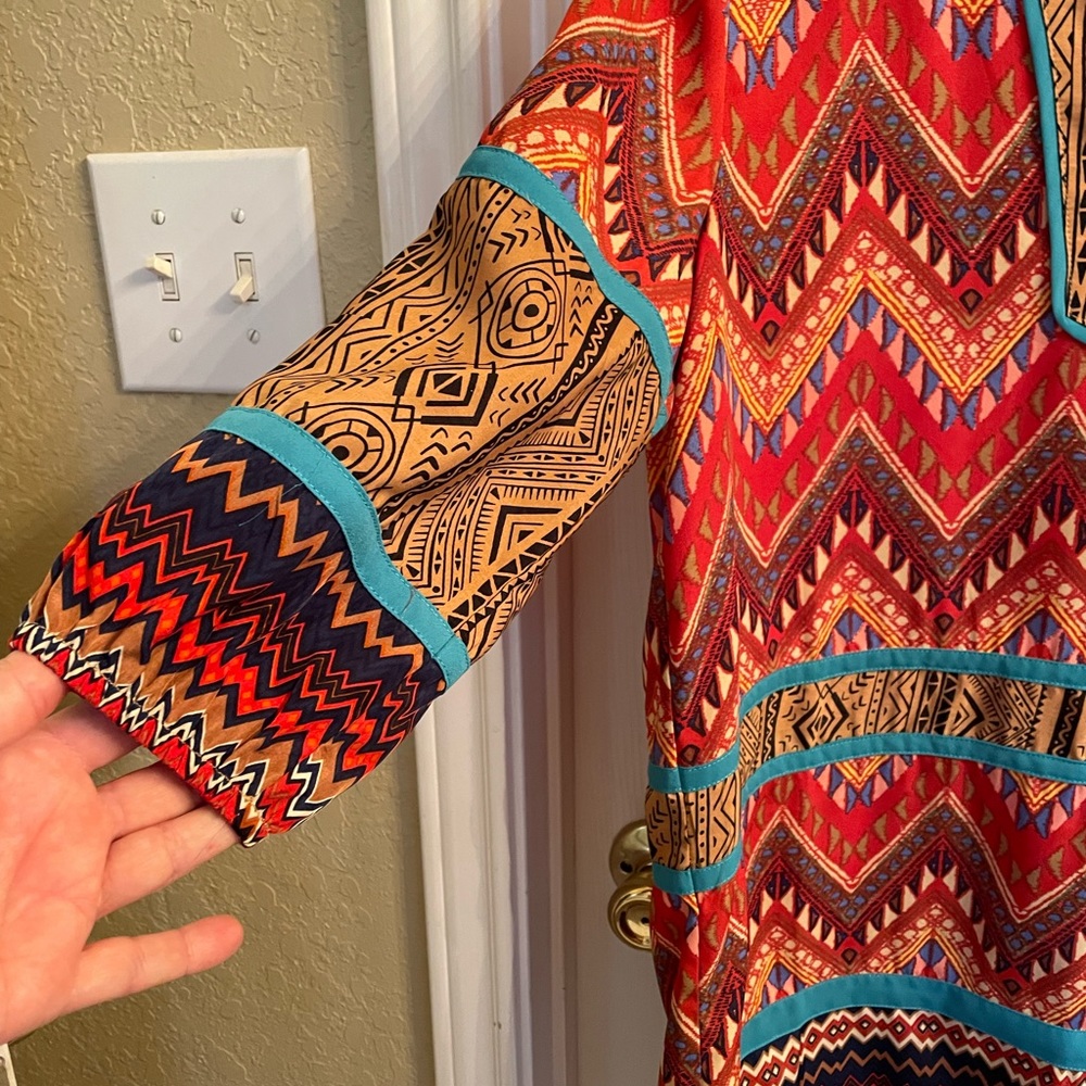 THML shift dress - Picture 2 of 4